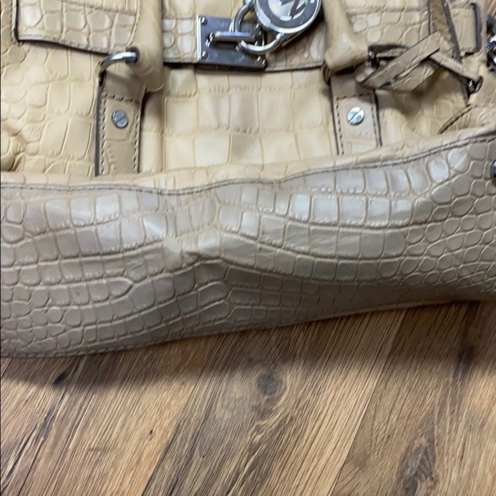 Michael Kors Crocodile Embossed Hamilton Bag P10 - Picture 8 of 9